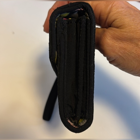Vera Bradley Elegant Black Quilted Wallet - Picture 4 of 10